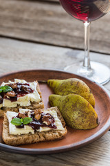 Bread with brie and jam