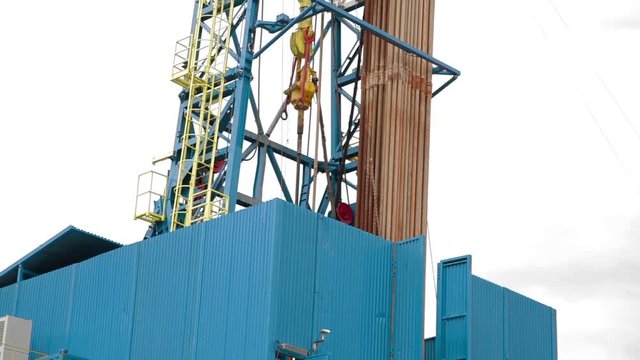 Modern Oil Gas Drilling Rig