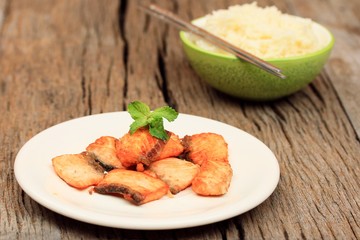 fired salmon with rice