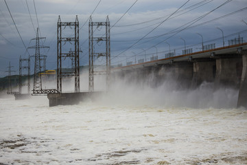Hydroelectric power plant on the Volga