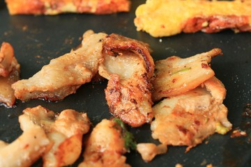 Grilled pork with cheese