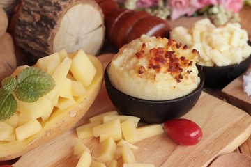Mashed potatoes and fresh potatoes is delicious.