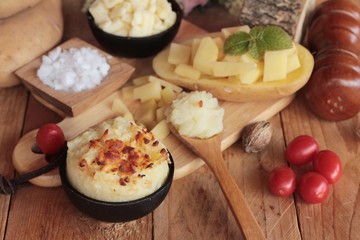 Mashed potatoes and fresh potatoes is delicious.