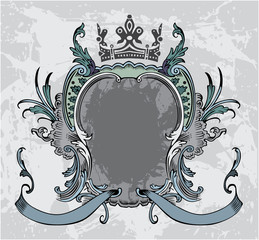 Decorative frame with crown
