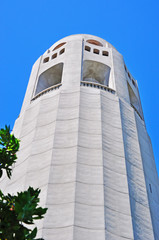 San Francisco: veduta della Coit Tower, costruita nel 1933 in stile Art Deco, il 9 giugno 2010l 