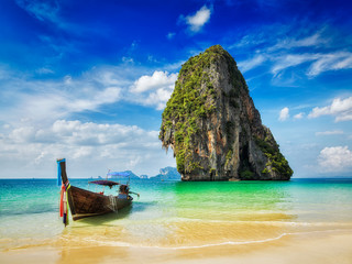 Fototapeta na wymiar Long tail boat on beach, Thailand