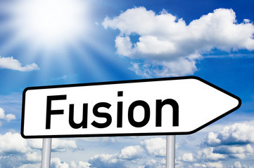 Schild mit Wegweiser Fusion