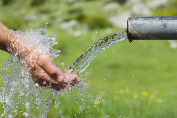 ilk kaynağından saf ve temiz içilebilir sular