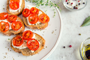 bruschetta with roasted tomatoes