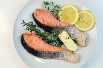 サーモンバター焼き