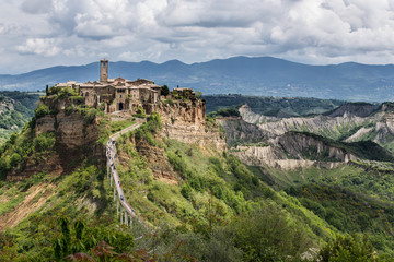 Fototapeta na wymiar Exciting view to the Civita di Bagnoregio, Italy.