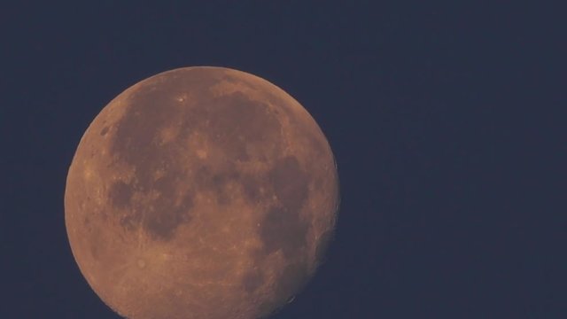 4K・明け方の満月-2_3-286