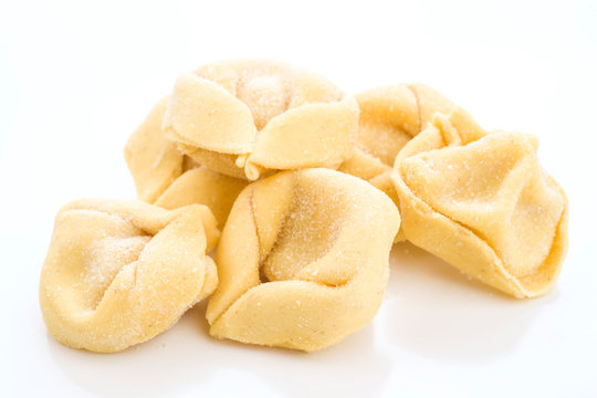 Tortellini Immagini - Sfoglia 39,941 foto, vettoriali e video Stock ...