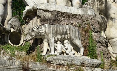 Capitoline Wolf with twins. She-wolf feeding Romulus and Remus sculpture in Piazza del Popolo (People's Square) in Rome, made by artist Giovanni Ceccarini in 1823