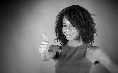 Obraz premium female model attractive woman on plein background with copy spac