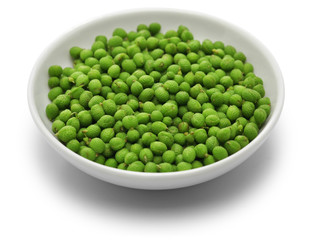 fresh green sansho japanese pepper