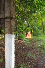 radioaktiv warn schild