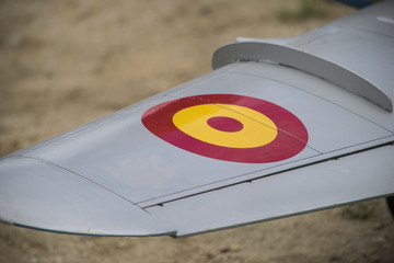 Detalles de avión español (caza)