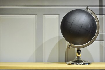 Black globe right side view