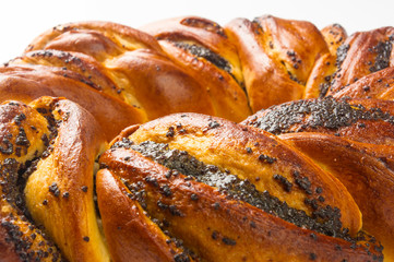 braided poppy seed round loaf