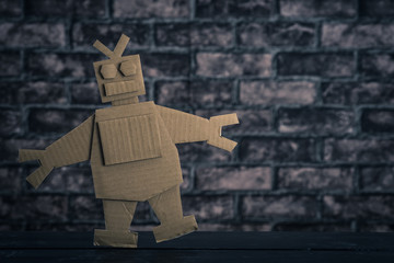 紙で作られたロボット