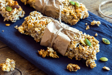 homemade granola bars