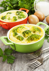 Broccoli baked with cheese and eggs