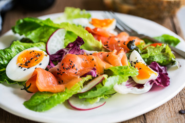 Smoked Salmon with boiled eggs salad