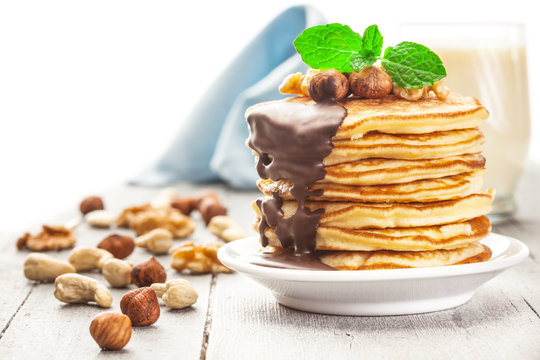 Pancakes with chocolate and nuts
