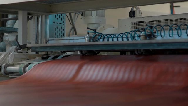 Automatic Machine Production of tape for laminate