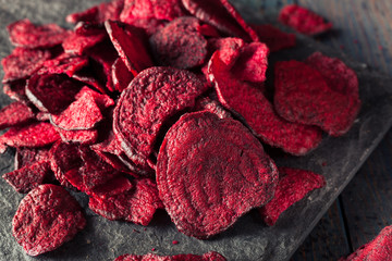 Healthy Purple Baked Beet Chips