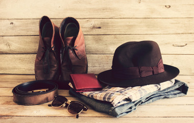 Vintage,Plaid shirt,Jean,Belt,leather shoes,hat,Wallet and sungl