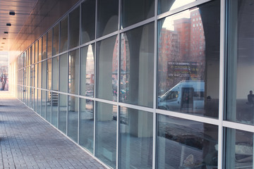 Fototapeta na wymiar office glass building