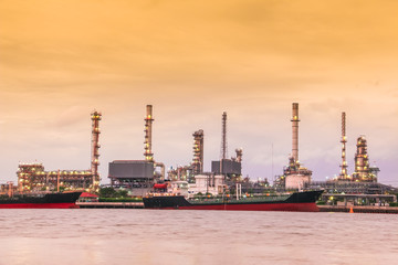 Fototapeta premium A oil refinery factory in Thailand 