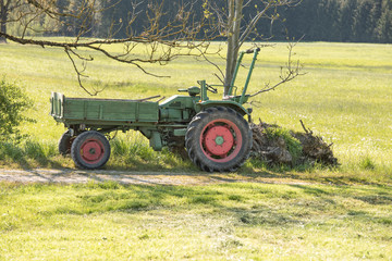 Traktor - Geräteträger, 
