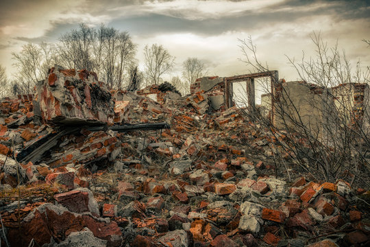 Destroyed building.The post-apocalyptic landscape after a nuclear war