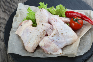 Raw chicken wings