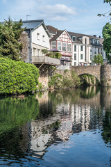 Obraz premium Blick auf Altstadt Essen Kettwig und Ruhr