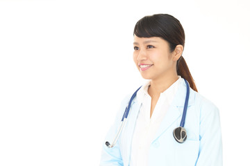 笑顔の女医