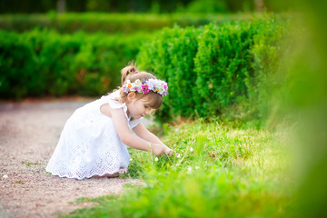 Portrait of a smiling little girl