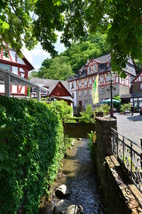 Fototapeta na wymiar Gasse in Stadt Braubach am Rhein