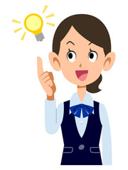 制服着用の女性会社員がアイデアを閃く
