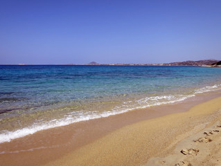Fototapeta na wymiar Quiet paradise in Naxos island