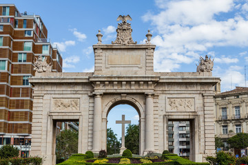 Obraz premium Views of the different buildings and streets of the city of Valencia, Spain