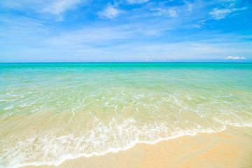Fototapeta na wymiar Beautiful sky with sea on the peaceful beach for relax, beach background.