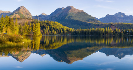 Fototapeta premium Panorama of Mountain lake in Slovakia - Strbske pleso 