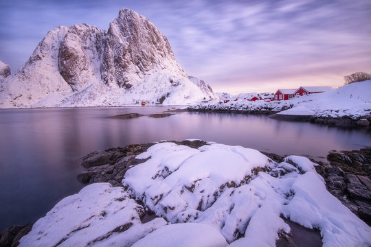 Rorbu all'alba - Isole Lofoten