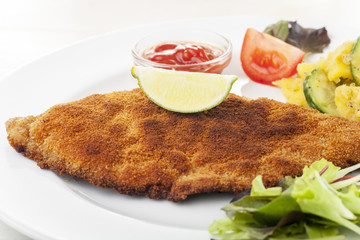 Wiener Schnitzel mit Kartoffelsalat