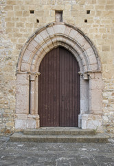Fototapeta na wymiar Medieval wooden door