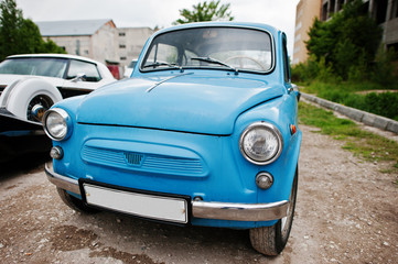 Obraz na płótnie Canvas Blue retro classic car
